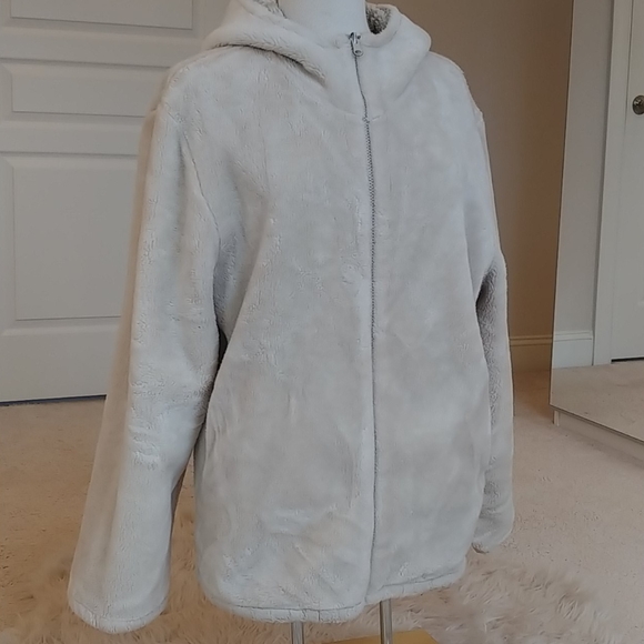 Reversible double lined winter jacket - Picture 9 of 13